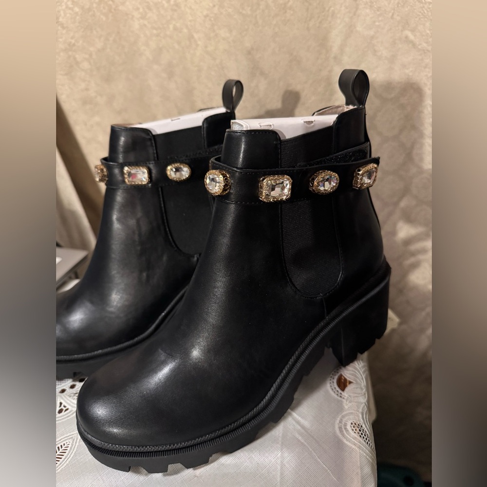 New Steve Madden
